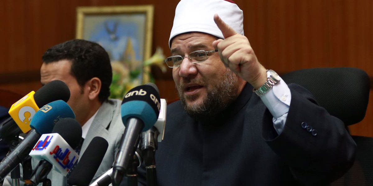   وزير الأوقاف يحذر من ترك مفاتيح المساجد للأهالى