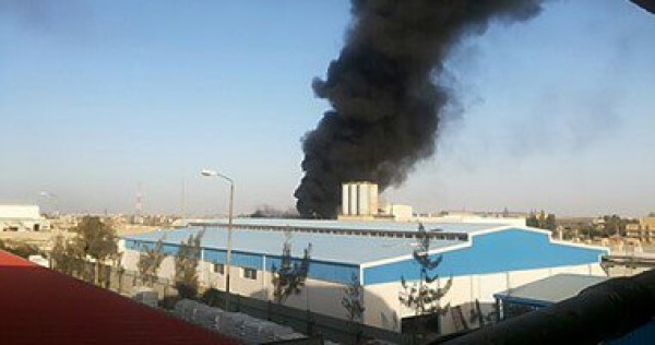   اندلاع حريق بمصنع بلاستيك وإصابة 3 بمدينة برج العرب الجديدة غرب الإسكندرية