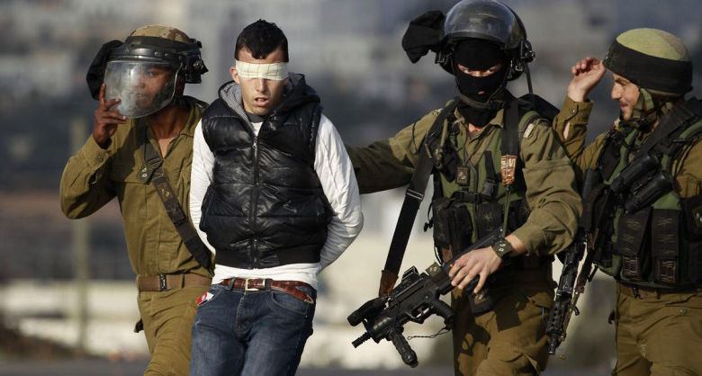   اعتقال 4 شبان غرب القدس خلال المواجهات مع قوات الاحتلال