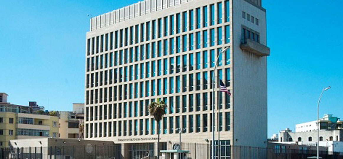   أمريكا تسحب موظفى سفارتها في كوبا