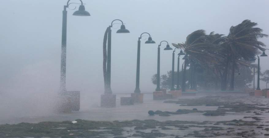   شاهد| إعصار «إرما» يدمر مليون منزل فى فلوريدا