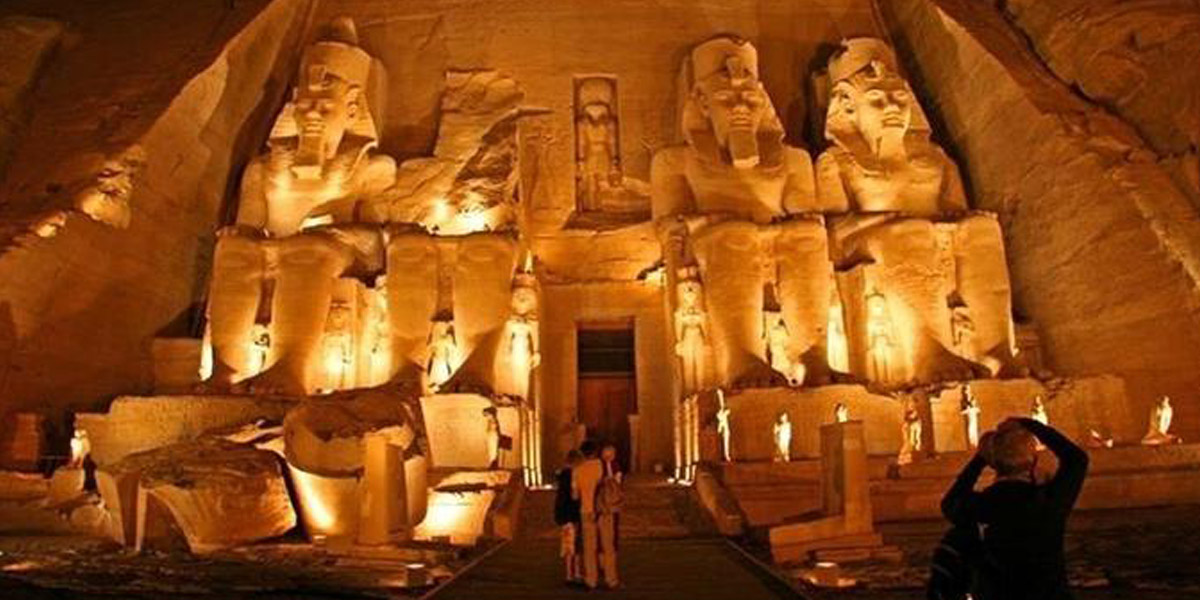   تحت رعاية «الخارجية والسفارة المصرية بفرنسا» احتفالية بالمئوية الثانية على اكتشاف أبوسمبل