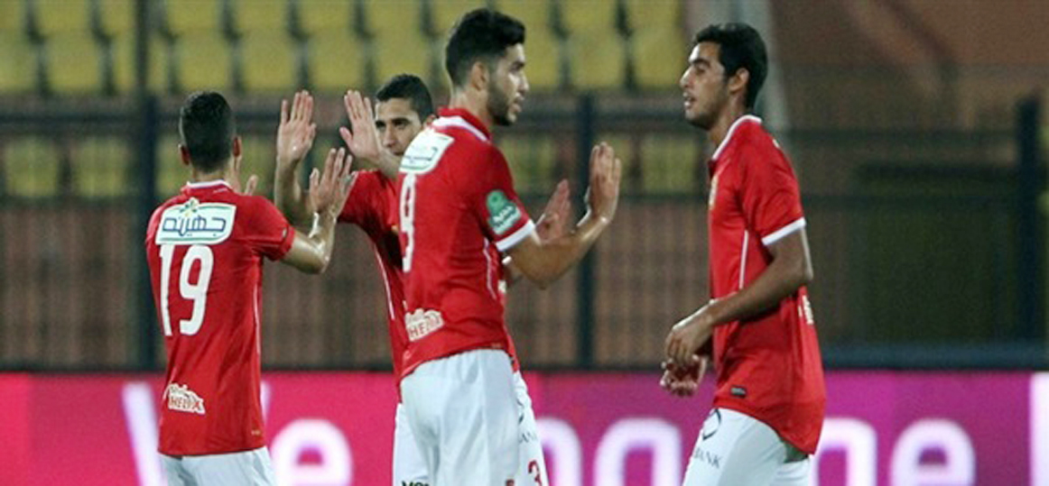   الأهلي ينهى الشرط الأول بثلاثية نظيفة على الرجاء