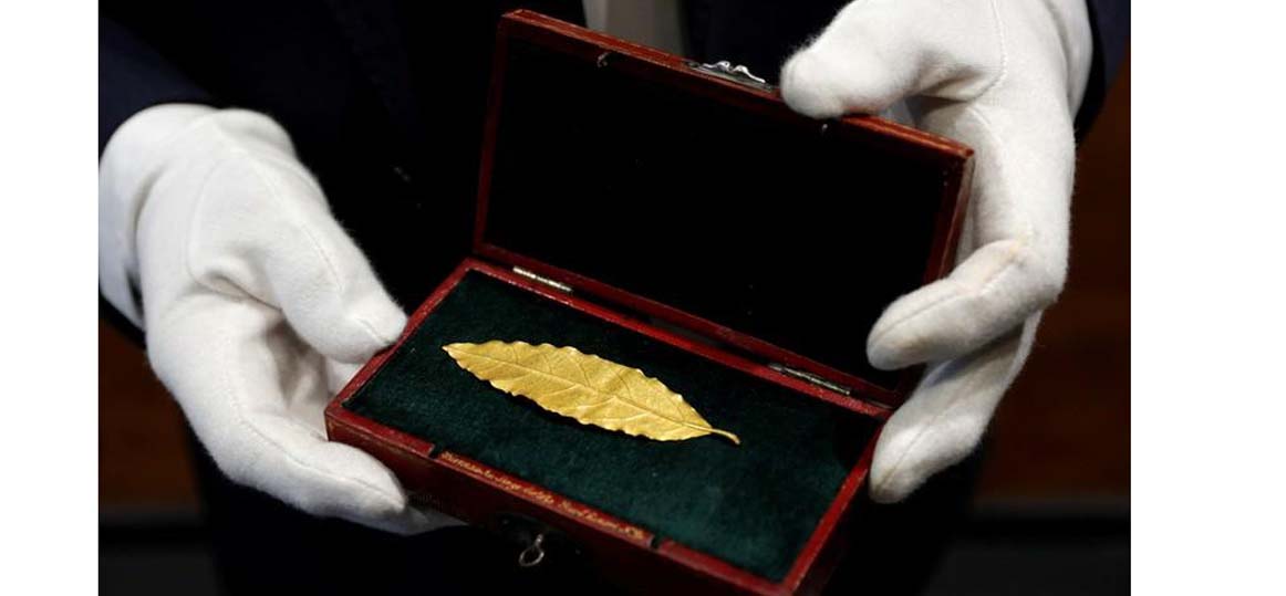   بيع آخر ورقة ذهبية من تاج نابليون