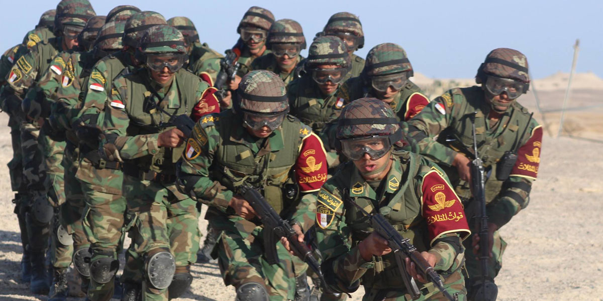   القوات المسلحة تتصدى لهجوم إرهابى وتسقط 3 عناصر تكفيرية بالشيخ زويد