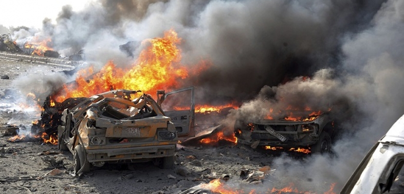   مصرع 5 جنود يمنيين جراء انفجار سيارة مفخخة يقودها انتحاري في عدن
