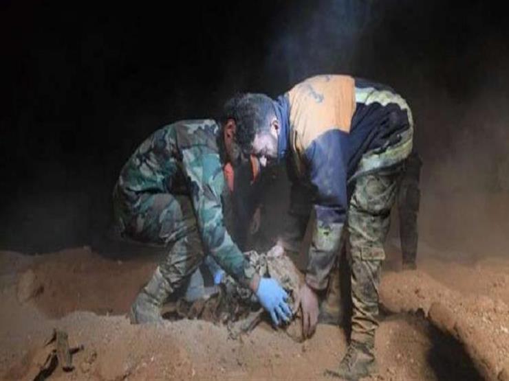  انتشال 115 جثة لمدنيين وعسكريين أعدمهم «داعش» في الرقة بسوريا