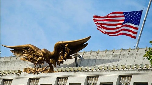   السفارة الأمريكية تهنئ الحكومة المصرية على موافقة تنفيذي النقد الدولي