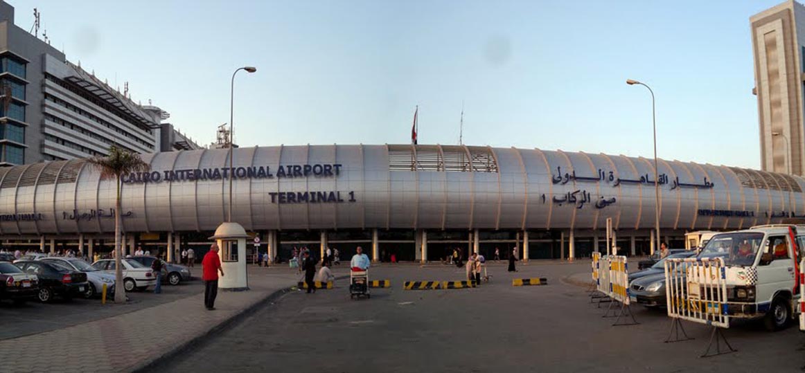   مطار القاهرة يستقبل وفد من حركة فتح الفلسطينية