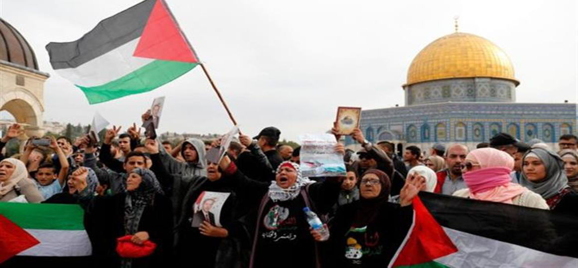   الجارديان: بعد مناورة ترامب حول القدس يجب أن يعترف العالم بالدولة الفلسطينية