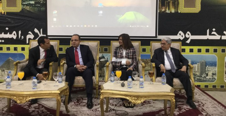   وزيرة الهجرة تستعرض جهود التنمية خلال لقائها المصريين في دولة الإمارات العربية المتحدة