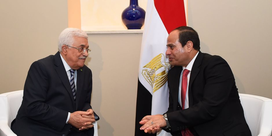   السيسى يدعو الرئيس الفلسطينى لعقد قمة غداً فى القاهرة