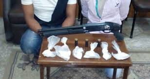   أمن الاسماعيلية : ضبط 4 متهمين بحوزتهم سلاح نارى و هيروين