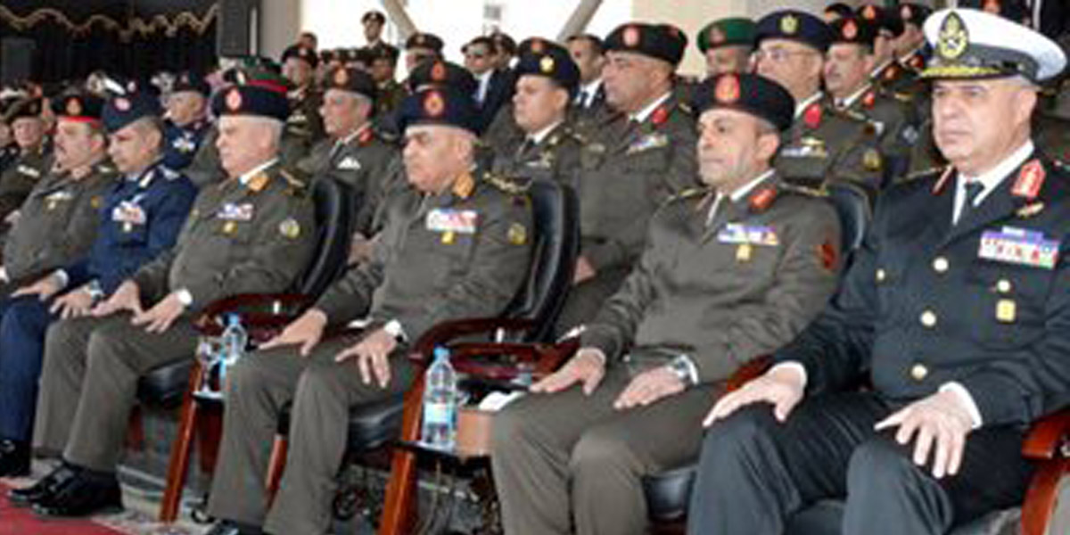   وزير الدفاع يشهد احتفالية انتهاء فترة إعداد طلبة الكليات والمعاهد العسكرية