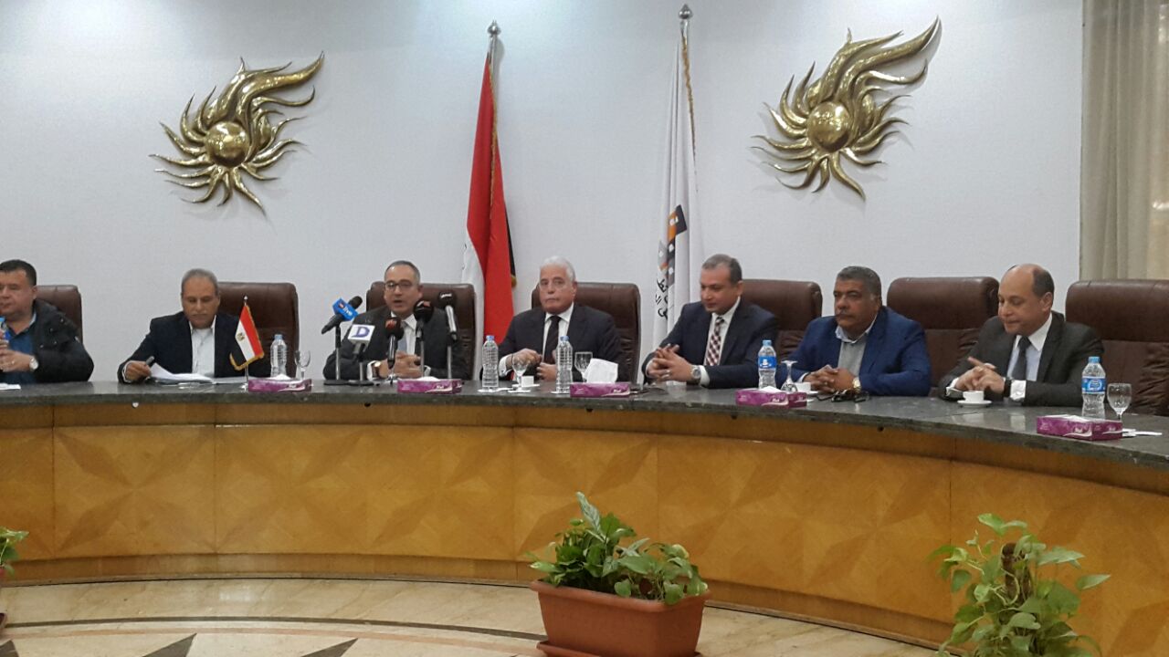   محافظ جنوب سيناء ومدير صندوق تطوير العشوائيات يوقعان اتفاقيتي تعاون لتطوير 3 مناطق