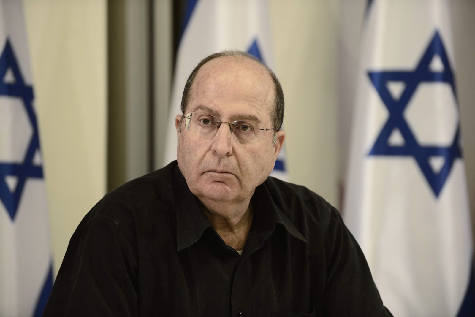   يعالون يؤكد اعتزامه الترشح لرئاسة الحكومة الإسرائيلية