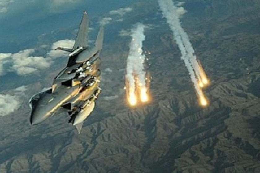   طيران التحالف العربي يقصف مواقع للحوثيين في «العطفين» باليمن
