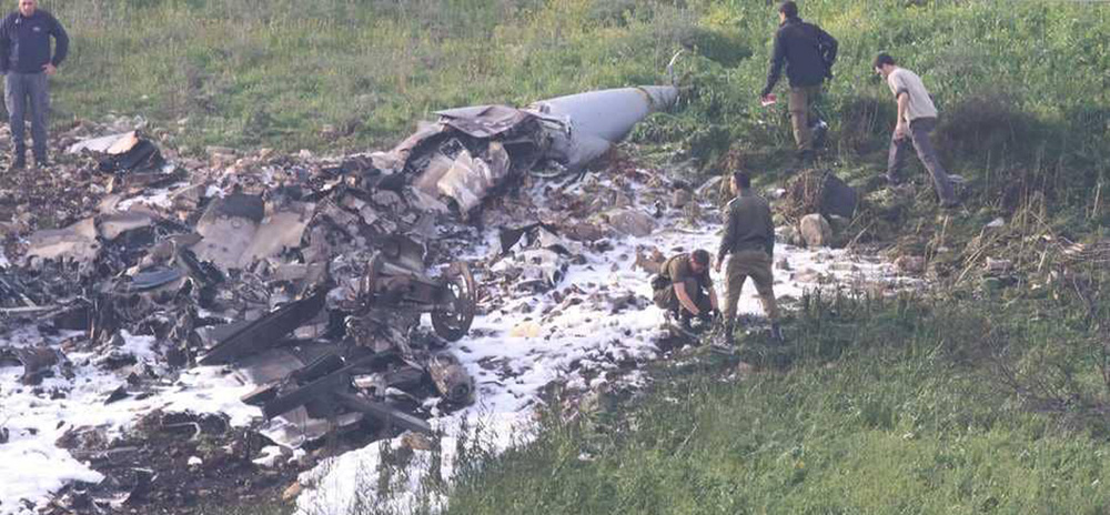   إسقاط طائرة مقاتلة إسرائيلية بنيران سورية