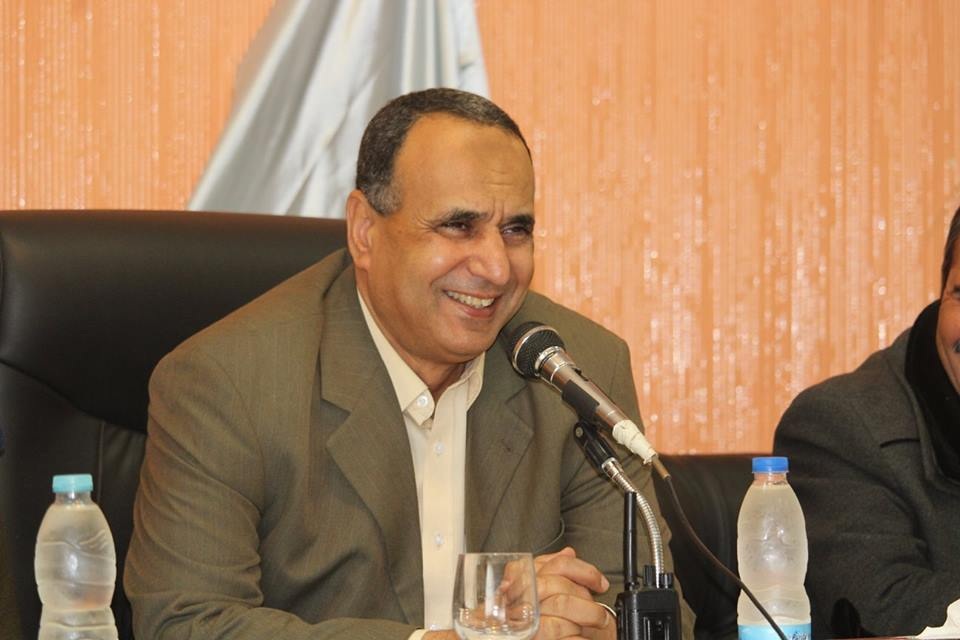   رئيس مدينة دسوق يناقش مشاكل ومعوقات رؤساء القرى ومديرى المصالح