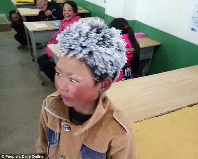   «ناس تانية»: الطفل الصينى الذى تجمد وهو فى طريقه إلى المدرسة