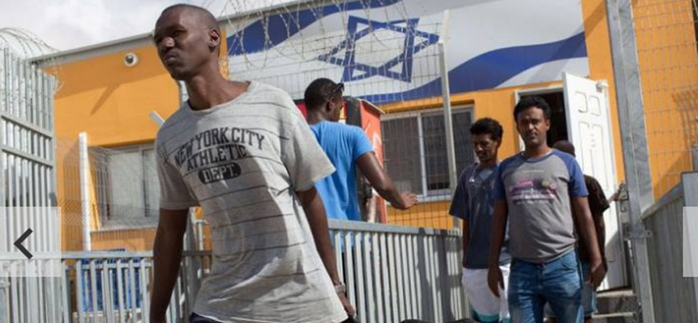   نتنياهو يتهم ملياردير يهودي بدعم طالبي اللجوء