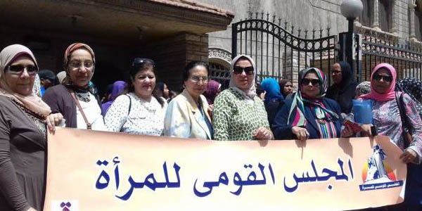   «تمرد سيدات مصر»: القومي للمرأة لا علاقة له بمشكلات نساء مصر ويسعى لتكريس مكاسب تشريعية للمطلقات