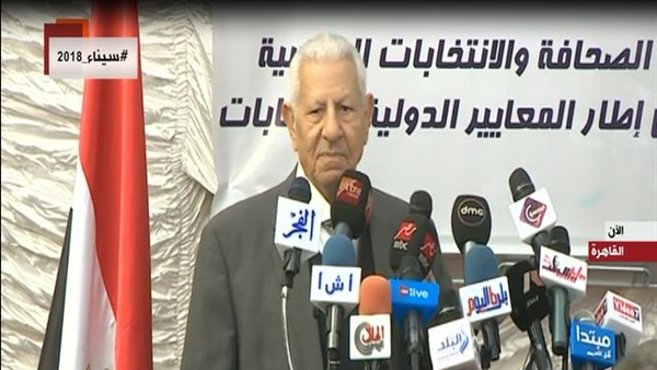   مكرم محمد أحمد يناشد المصريين المشاركة في الانتخابات