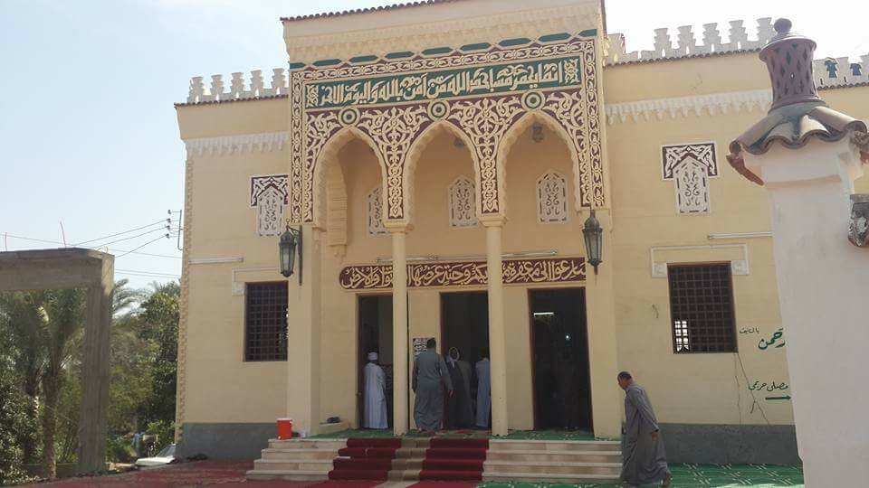   صور.. رئيس قرية المنايف ووكيل أوقاف الإسماعيلية يشهدان إفتتاح مسجد الرحمن