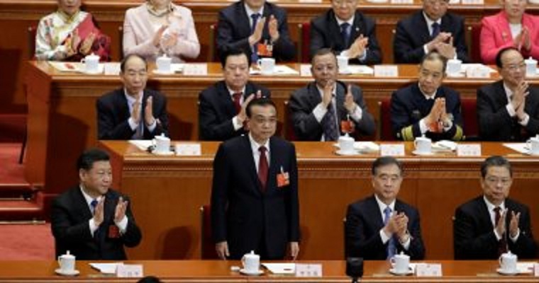   « 5 سنوات » .. البرلمان الصيني يمنح رئيس الوزراء ولاية جديدة