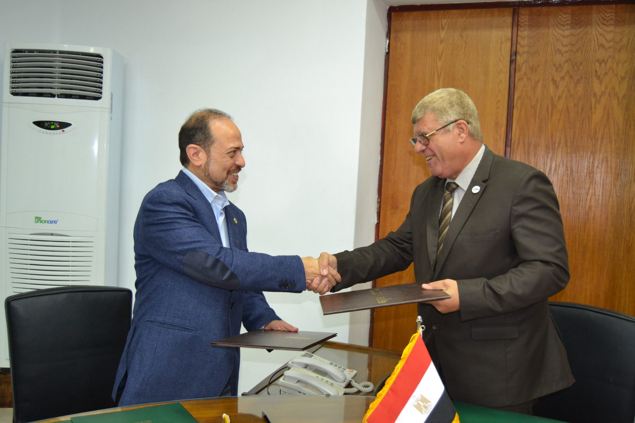   هيئة المطابع الأميرية توقع بروتوكولي تعاون لإنتاج أحبار الطباعة المؤمنة لأول مرة في مصر