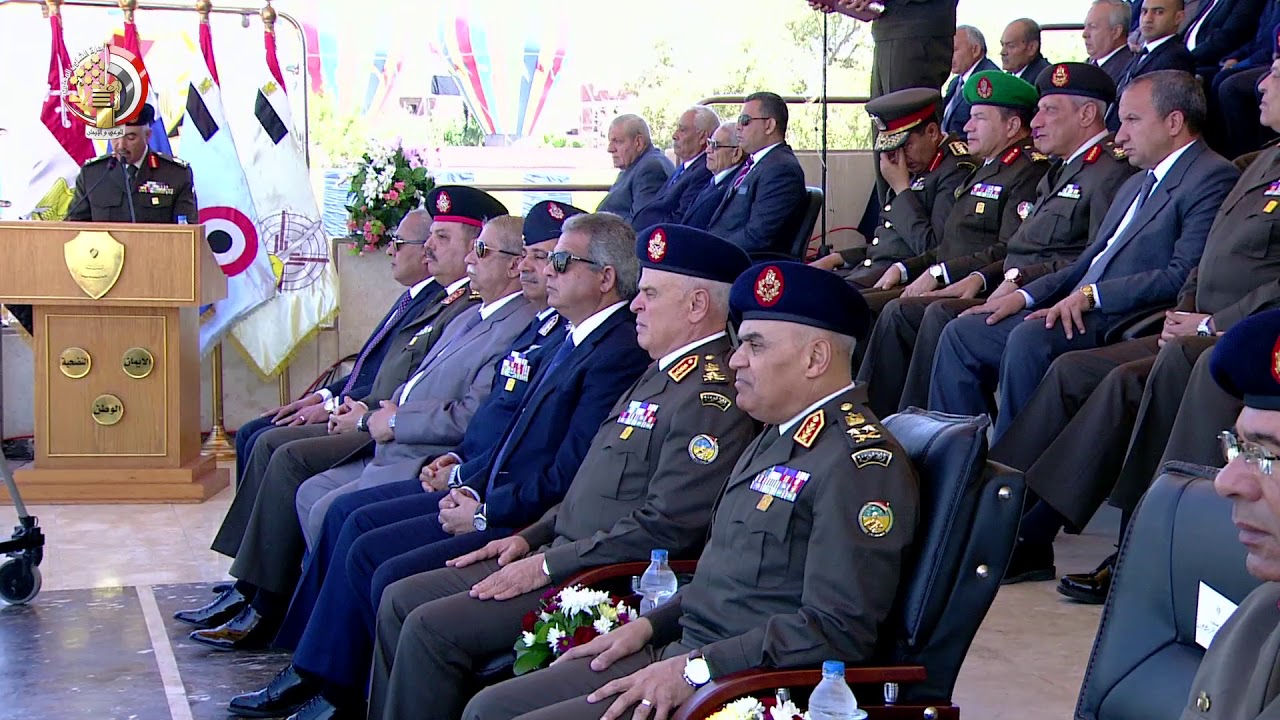   فيديو | وزير الدفاع يشهد حفل تخريج دفعة جديدة من الضباط الاحتياط