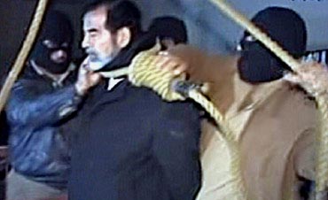   الكشف عن وثيقة إعدام صدام حسين