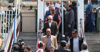   محافظ القاهرة يشارك المواطنين باحتفالات الربيع