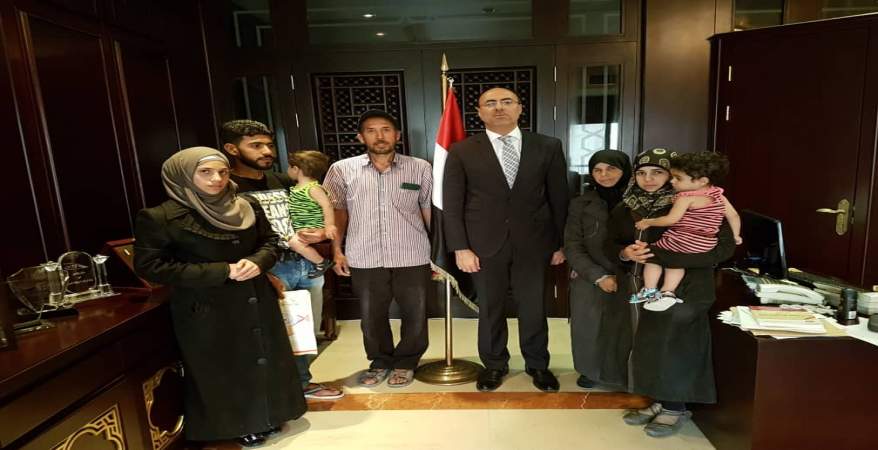   السفارة المصرية فى دمشق تنجح فى إخراج المحتجزين المصريين من الغوطة الشرقية