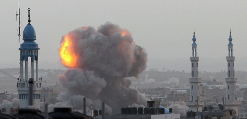   استشهاد مواطنين فلسطينيين وإصابة آخر في قصف مدفعي إسرائيلي بقطاع غزة