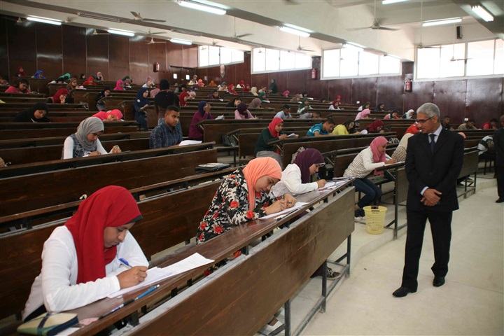   ضبط 50 طالبًا بجنوب الوادى أثناء الغش فى امتحانات نهاية العام