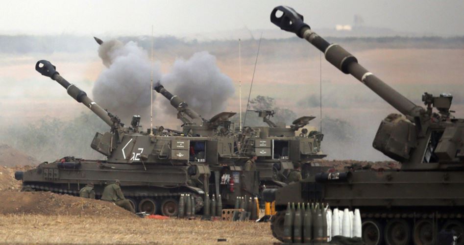   مدفعية الاحتلال الإسرائيلى تقصف موقعًا شرق حى الزيتون بغزة