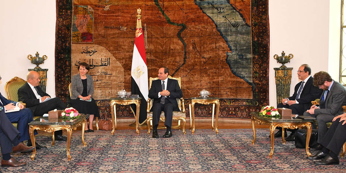   الرئيس عبد الفتاح السيسى يستقبل وزير الخارجية الفرنسى