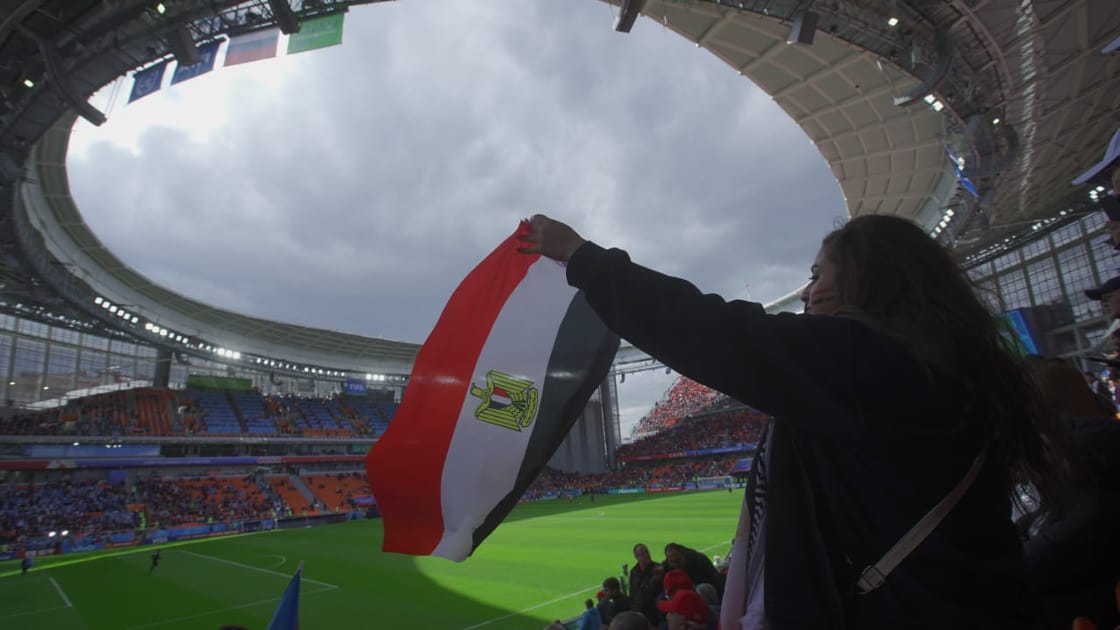   بالصور: إعلانات الاستثمار فى مصر.. تنتشر فى ملاعب كأس العالم
