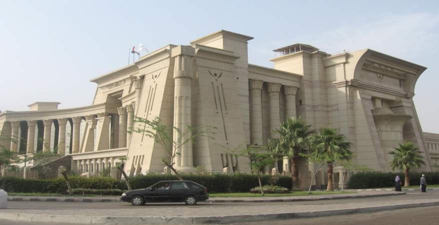   اللجنة النقابية للعاملين بالنقل البرى بمنيا القمح الشرقية يوافقون على التعديلات الدستورية ٢٠١٩