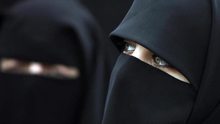   الدنمارك تفرض أول غرامة على فتاة مسلمة ترتدي النقاب