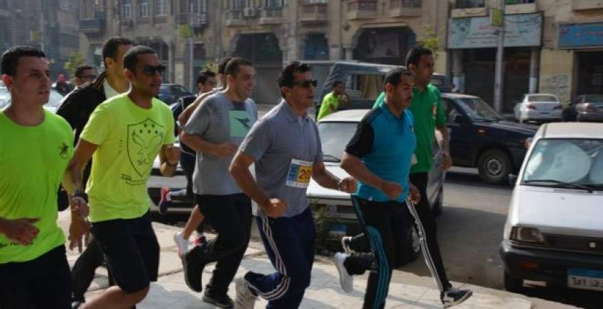   وزير الشباب يقود ماراثون جرى بمصر الجديدة