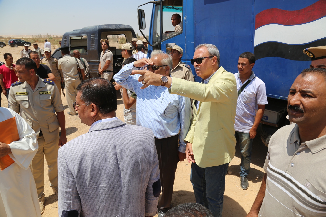   بالصور|| محافظة قنا تستعيد 126 فدان من أراضى أملاك الدولة