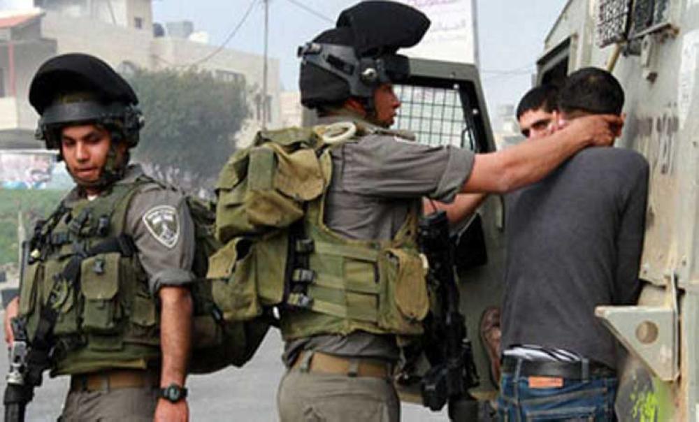   إسرائيل تعتقل 20 فلسطينيا في الضفة بينهم أربعة صحفيين