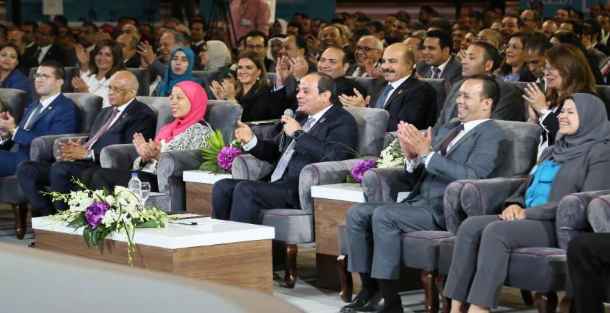   السيسى: عاوزين تعليم حقيقى ومستمرين فى عملية الإصلاح