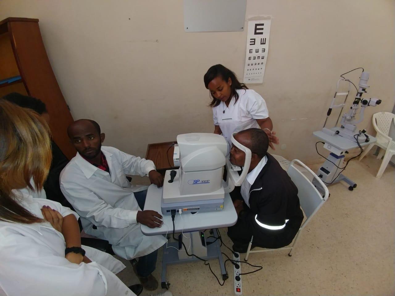   وفد مصري يصل إلى أسمرة لتدريب الأطباء الإريتريين على أجهزة مهداة من وكالة الشراكة