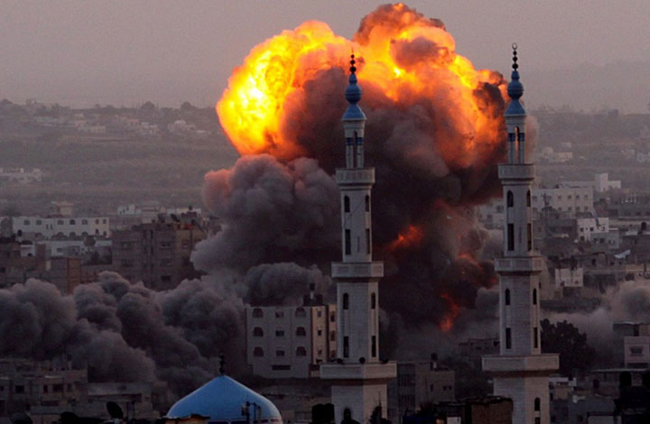   عاجل|| مقتل11 شخصًا في الغارات الإسرائيلية على جنوب سوريا