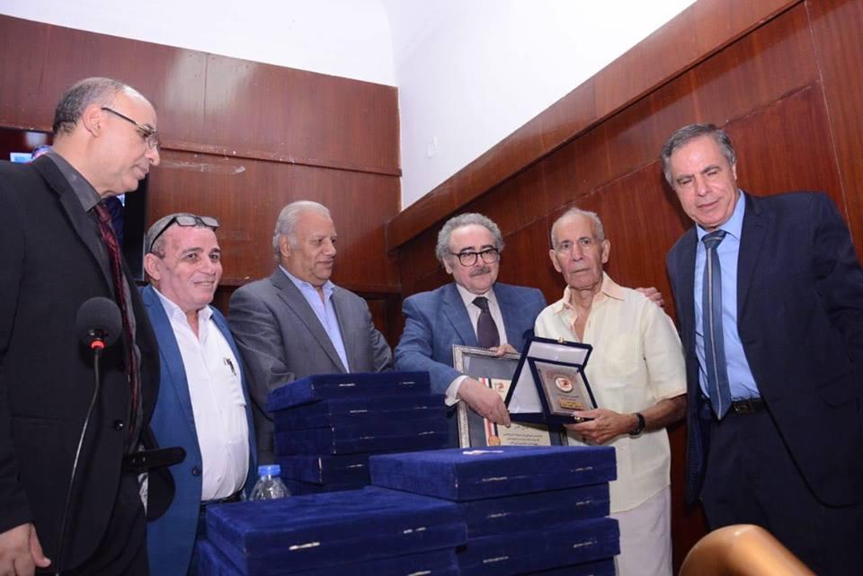   «اتحاد الكتاب» يكرم المجلس السابق والحاصلين على جوائز الدولة