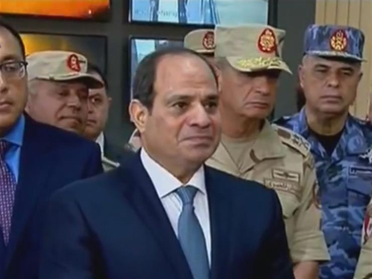   الرئيس السيسي لوزير الدفاع: «طلعوا المسؤولين يشوفوا مصر بالطائرات»