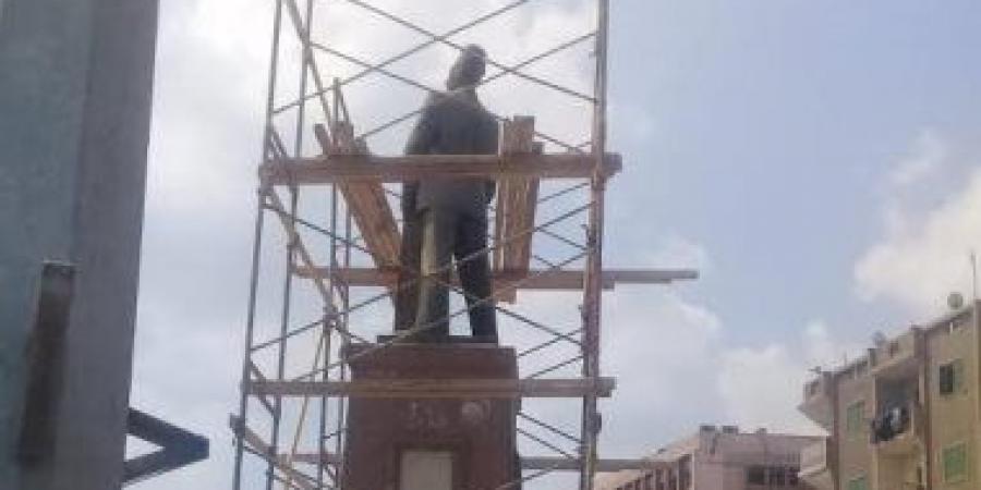   حملة «بنها حلوة بينا».. تعيد تمثال سعد زغلول إلى شكله الطبيعى